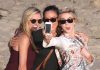 ‘Selfie’ Çılgınlığında Kadınlara Uyarı